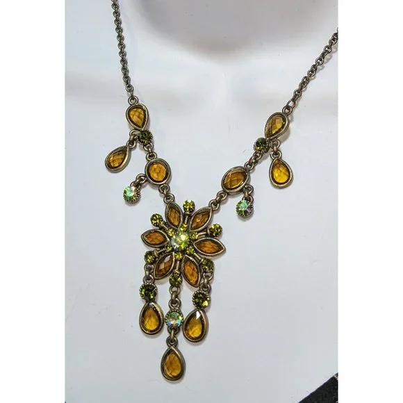 Vintage Wood Faerie Sparkly Floral Necklace - Picture 5 of 6